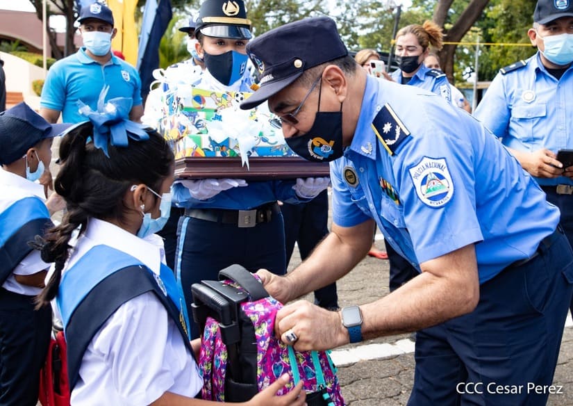 POLICIA