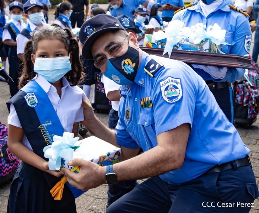 POLICIA