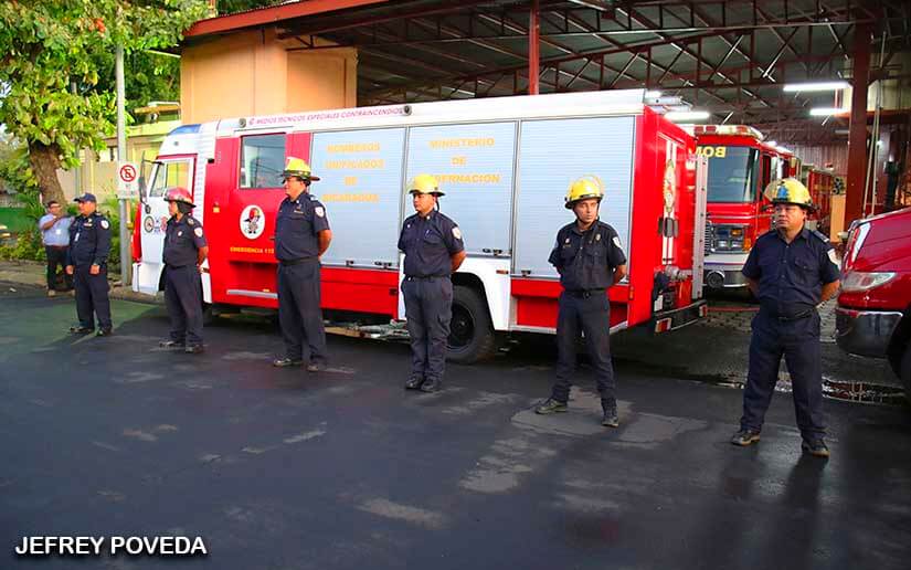 BOMBEROS
