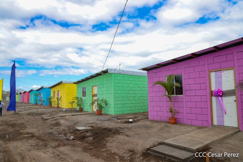 Buen Gobierno Sandinista entrega 100 viviendas nuevas en Villa Flor de Pino