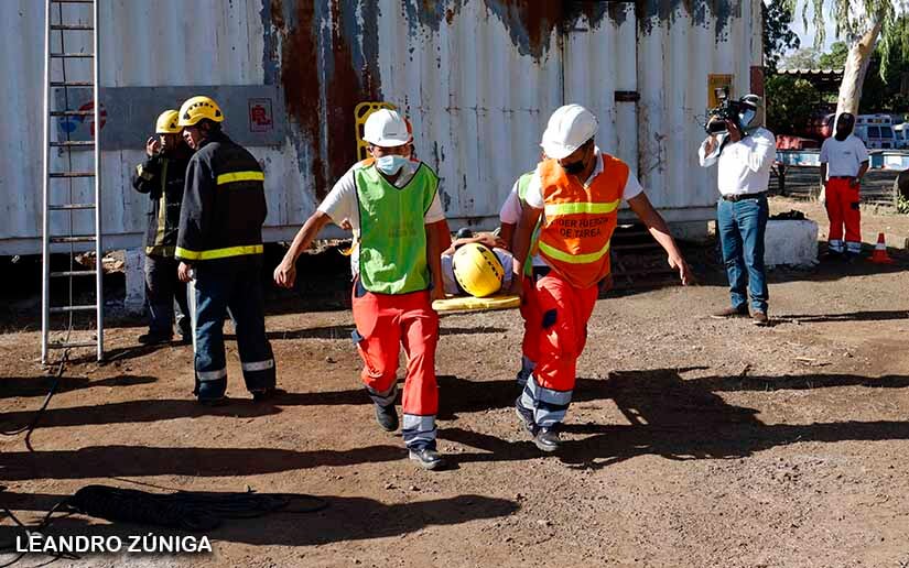BOMBEROS