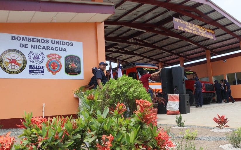 BOMBEROS