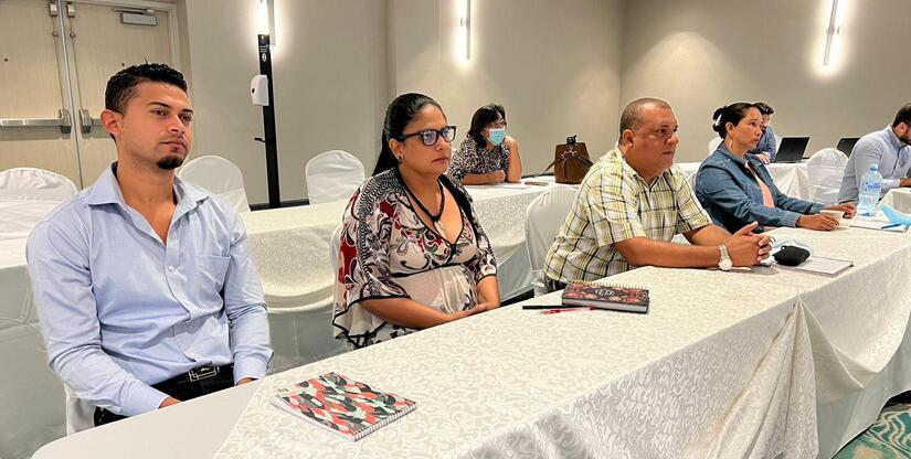 TALLERES
