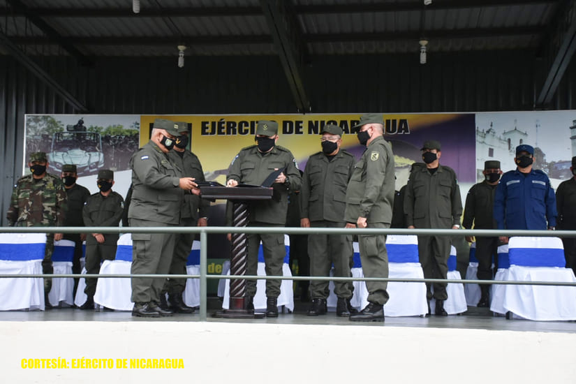 en