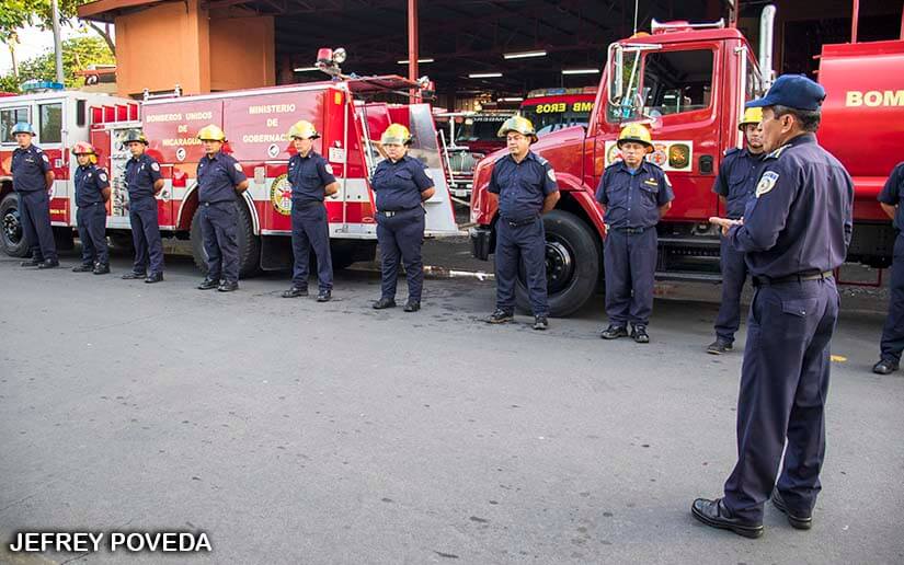 BOMBEROS