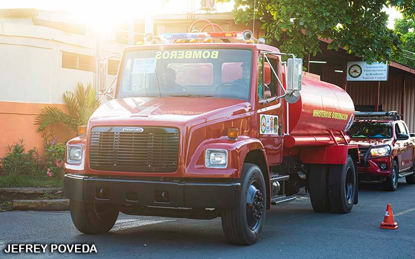 BOMBEROS