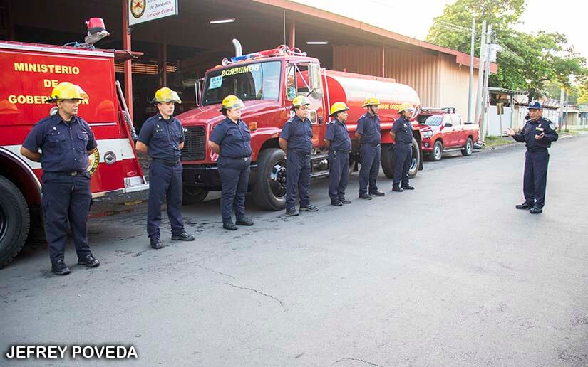 BOMBEROS