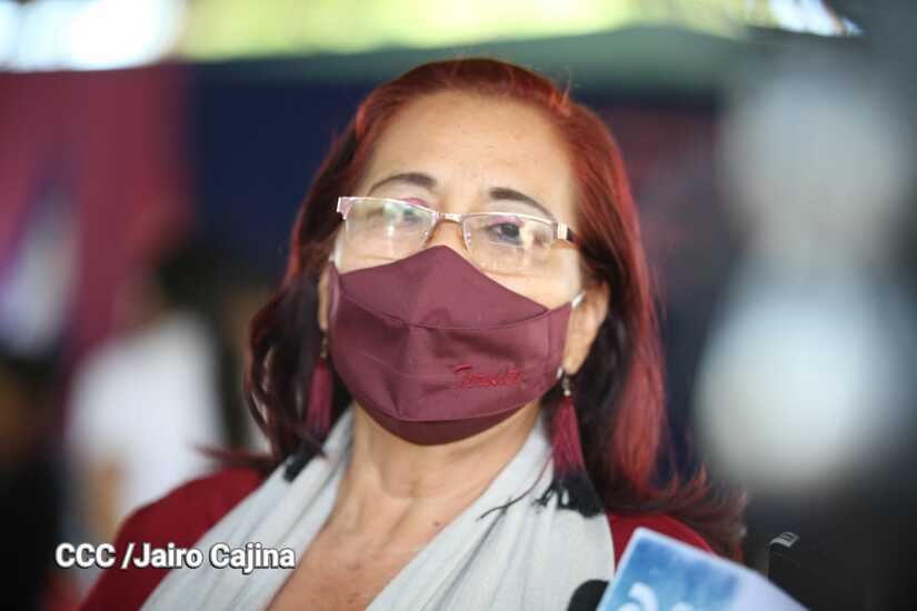 MUJER
