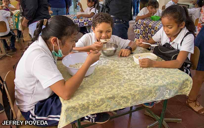 merienda-escolar-tilapias