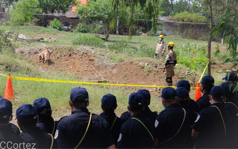 BOMBEROS