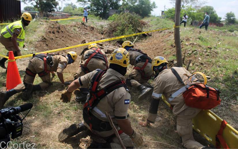 BOMBEROS