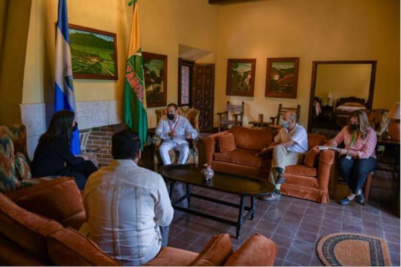 embajada