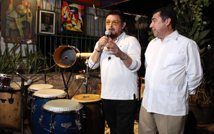 homenaje