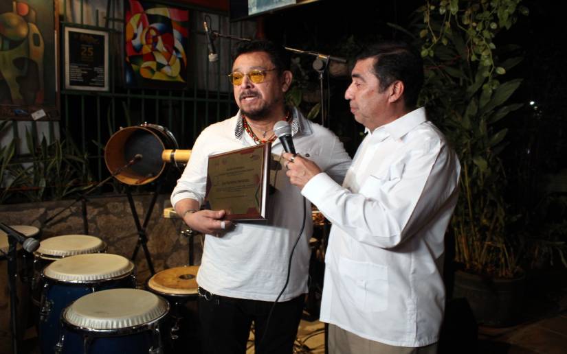 homenaje