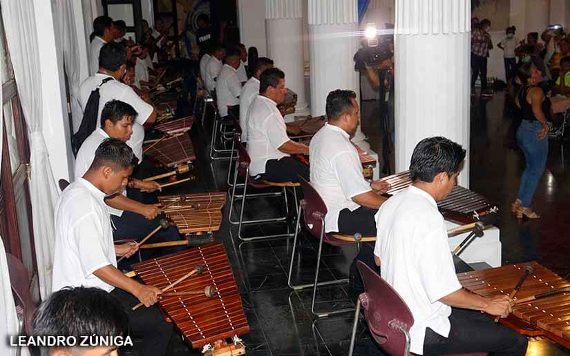 marimbas