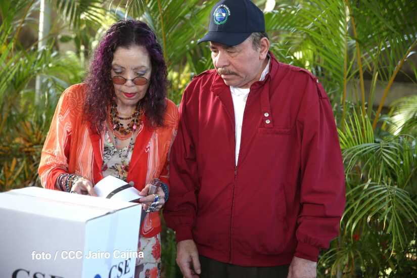 presidente-vicepresidenta-votacion