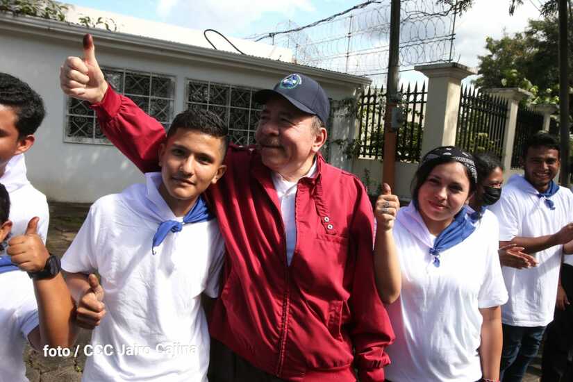 presidente-vicepresidenta-votacion