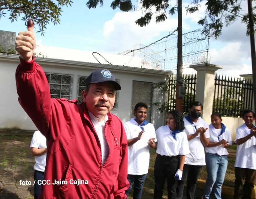 presidente-vicepresidenta-votacion
