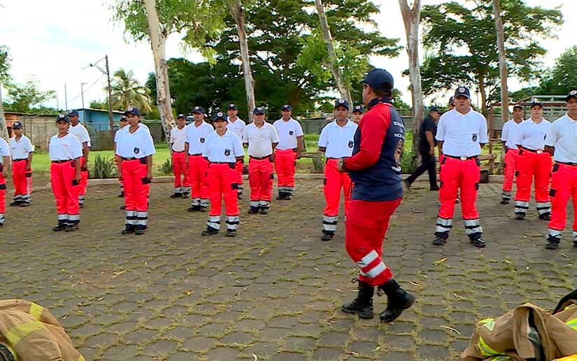 BOMBEROS