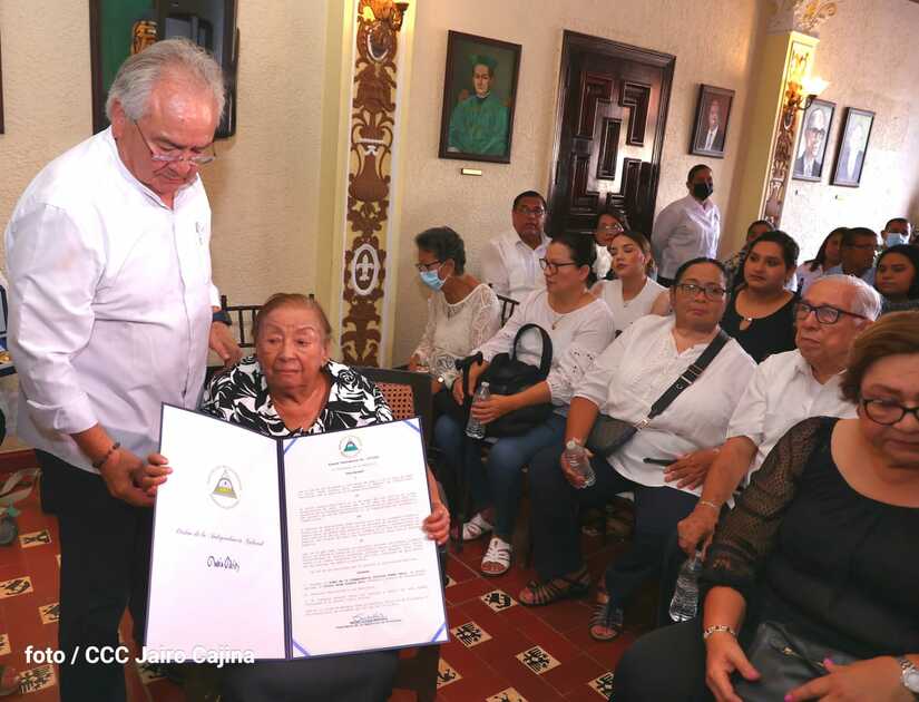 homenaje