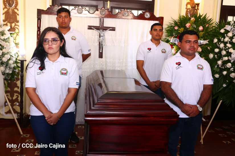 homenaje