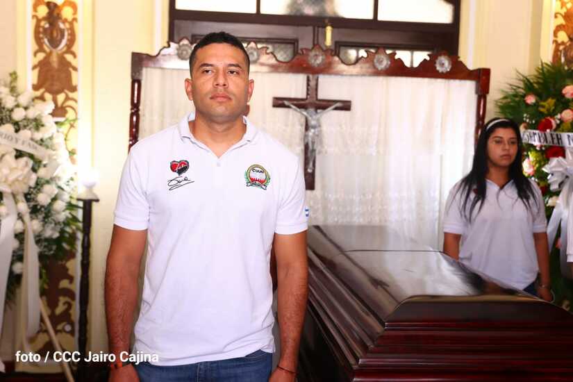 homenaje
