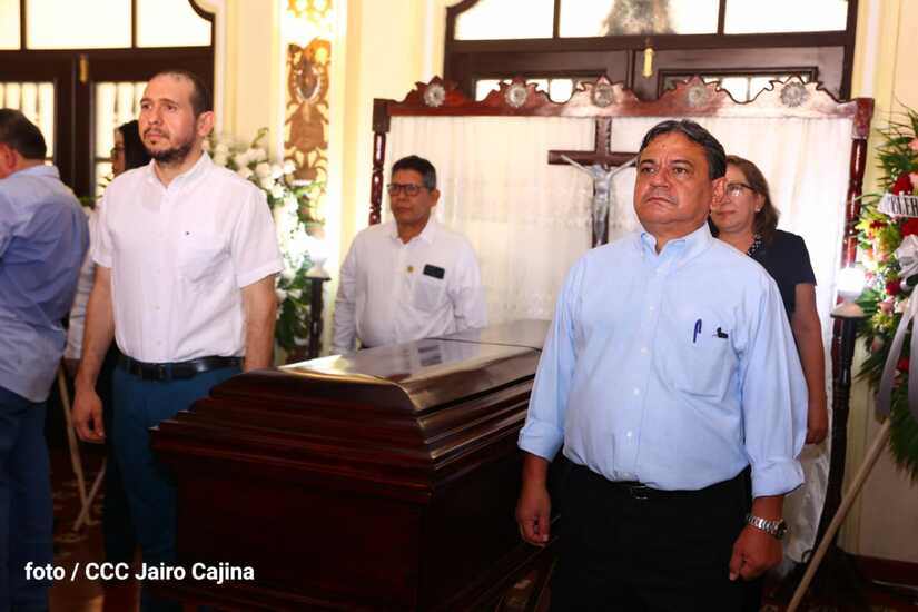 homenaje