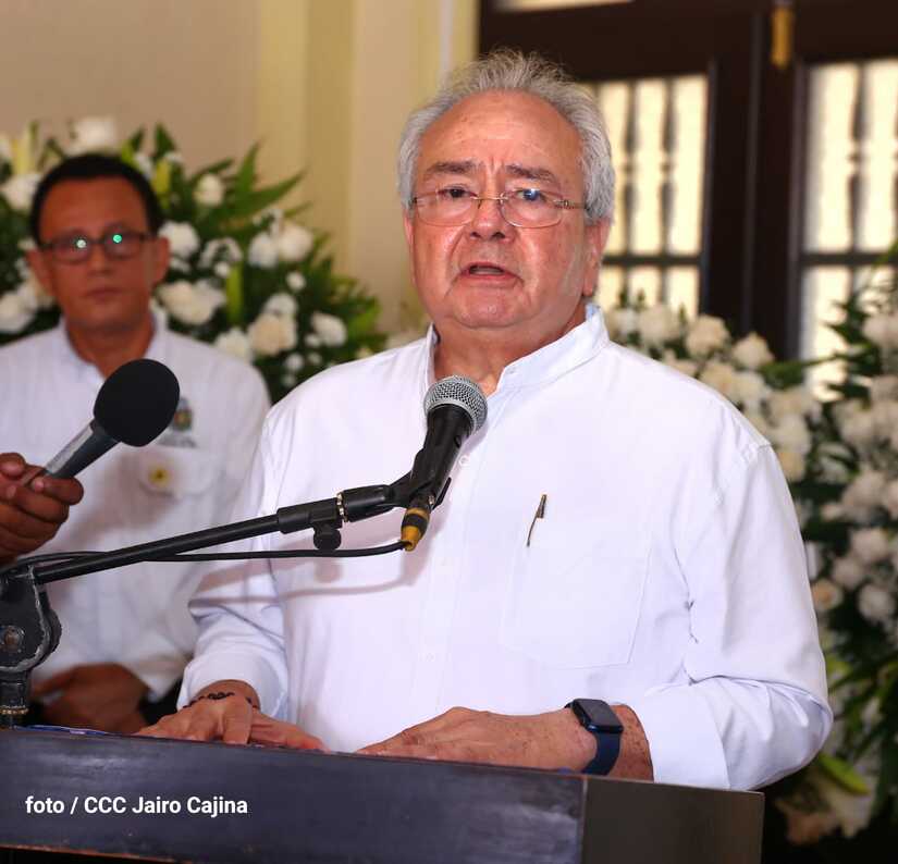 homenaje