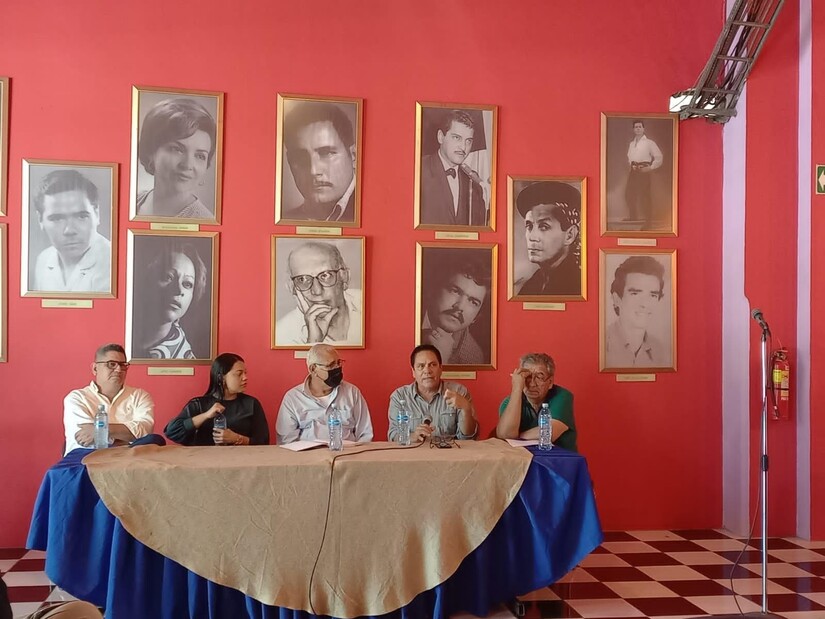 TALLERES