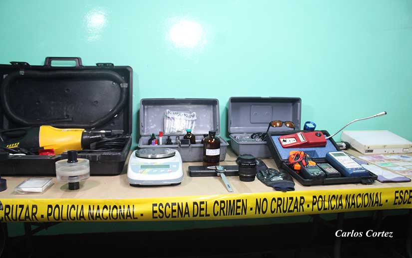 POLICIA