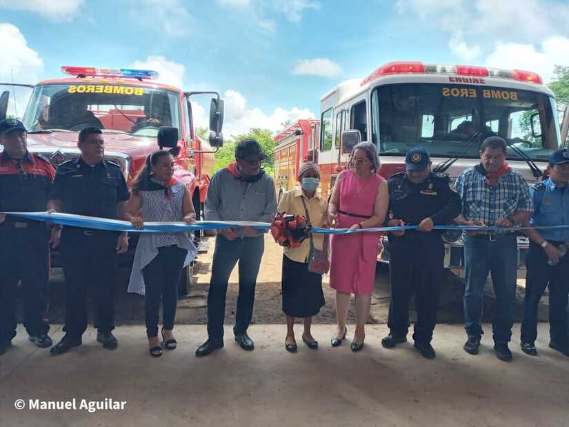 BOMBEROS
