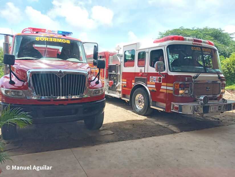 BOMBEROS