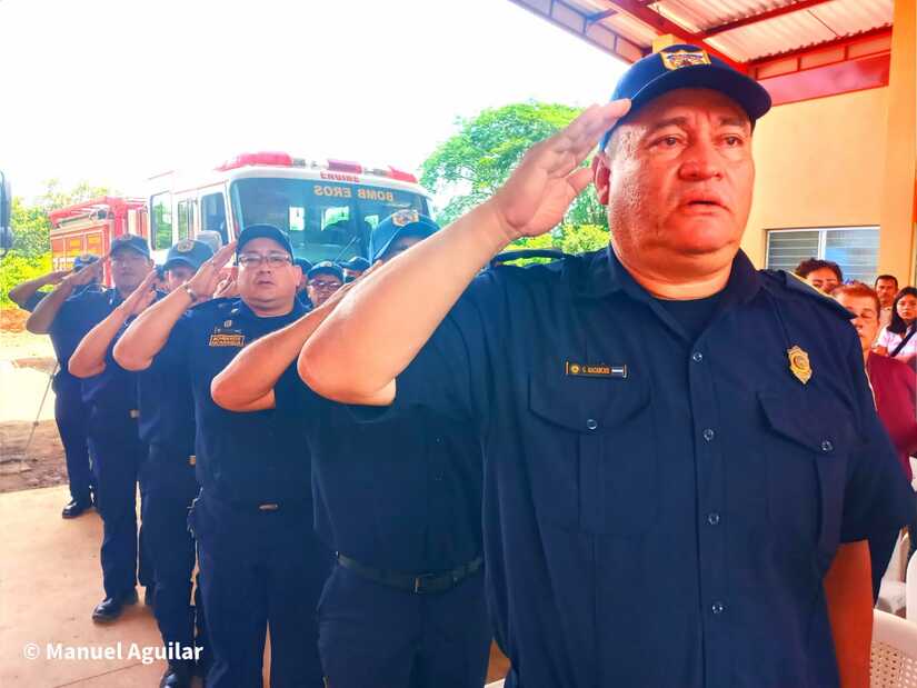 BOMBEROS