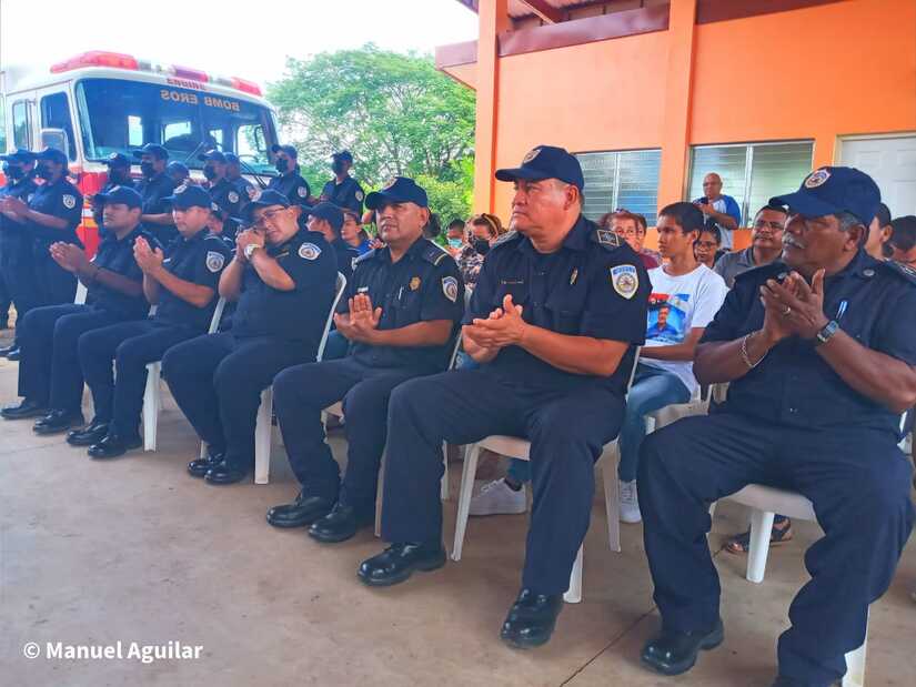 BOMBEROS