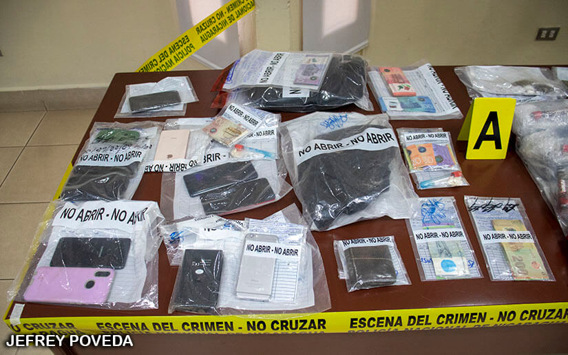 POLICIA
