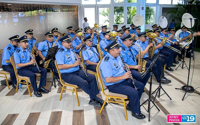 POLICIA