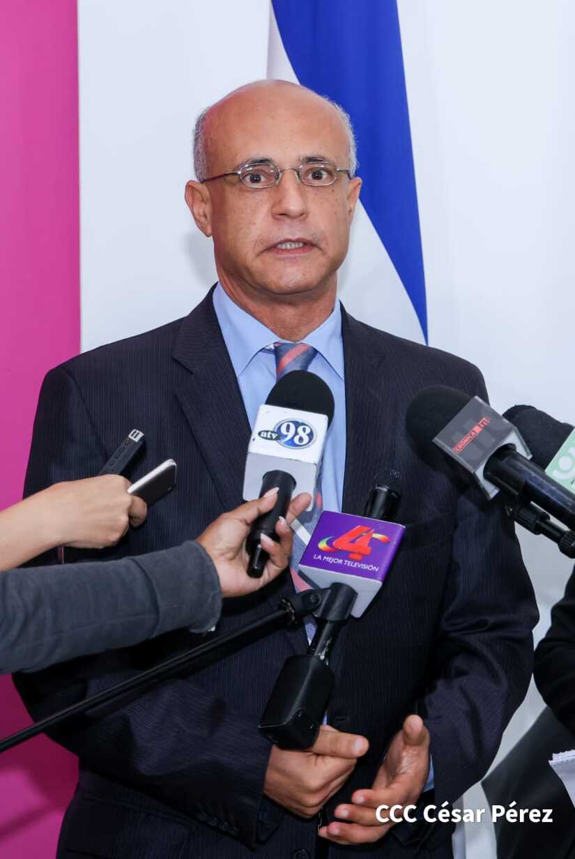 embajador