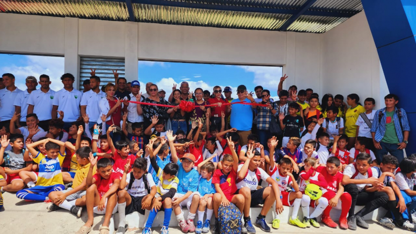 Sébaco inaugura mejoras de su Estadio de Fútbol