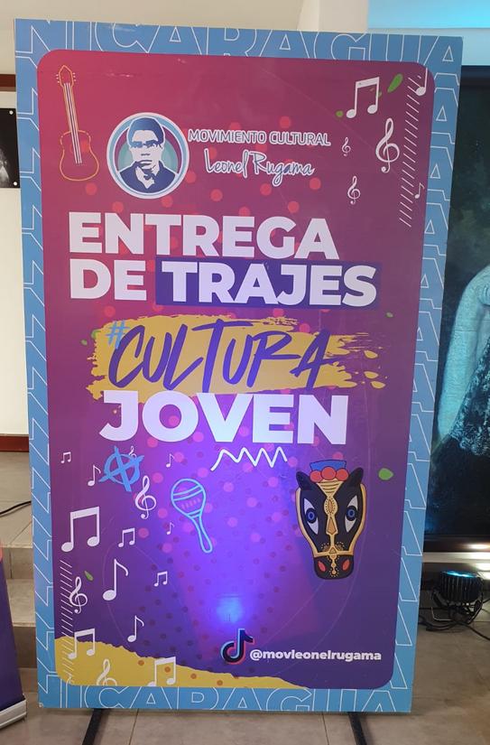 trajes