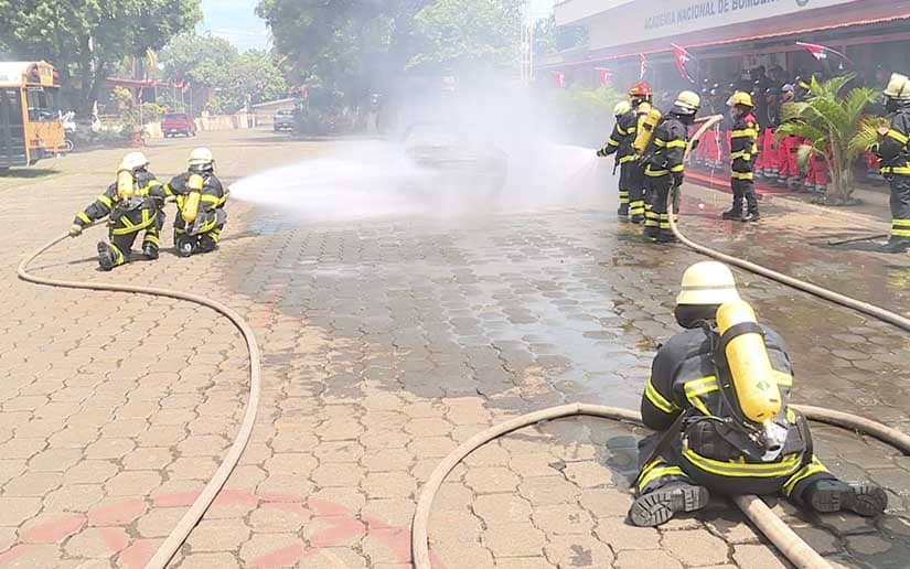 BOMBEROS