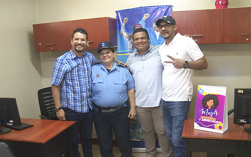 POLICIA