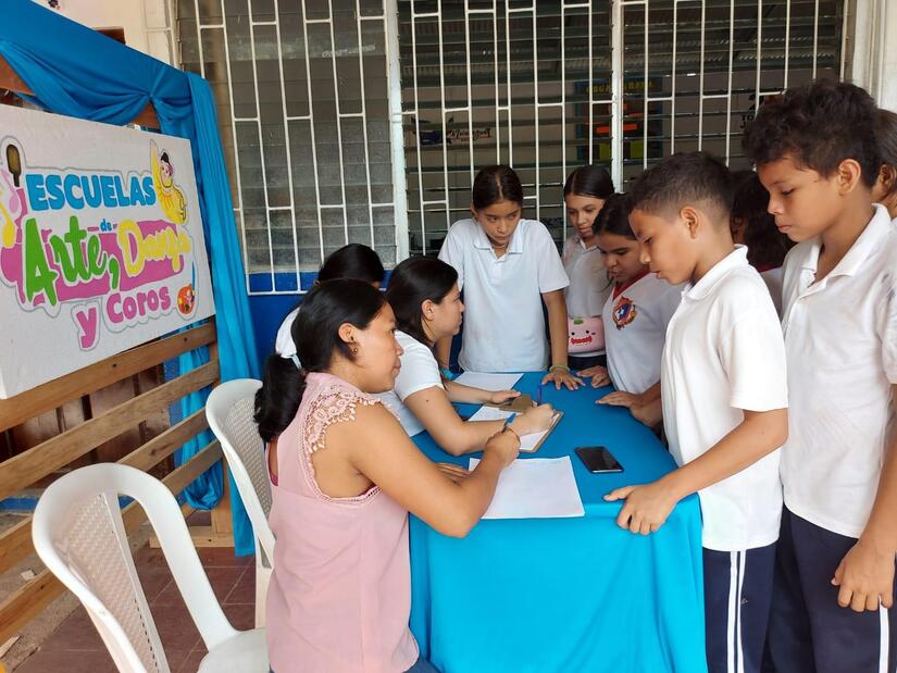 ESCUELAS