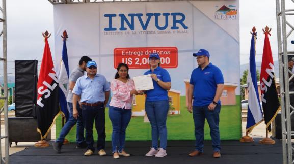 invur
