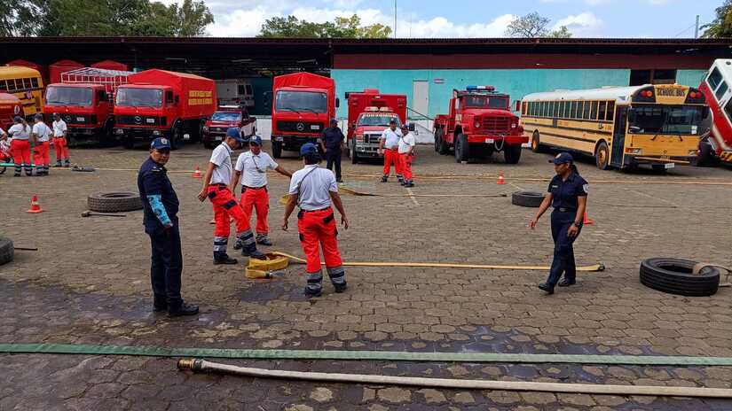 BOMBEROS