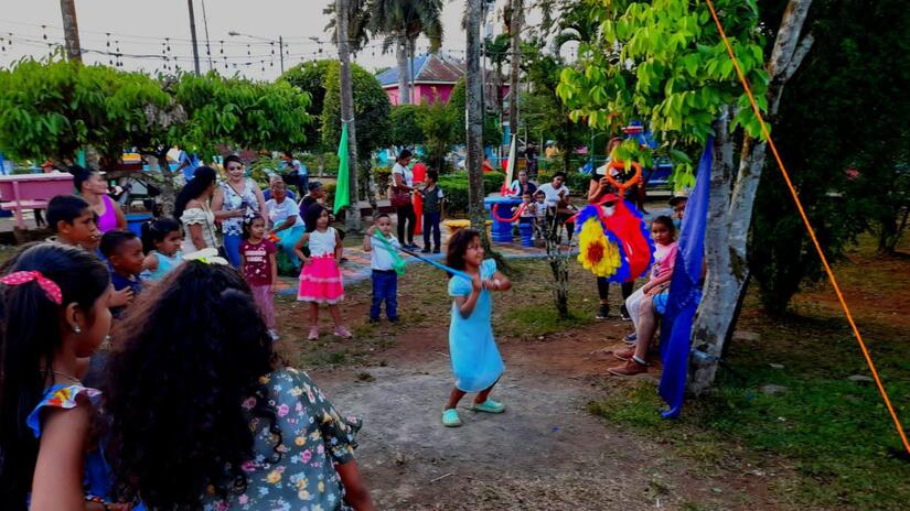 FESTIVAL