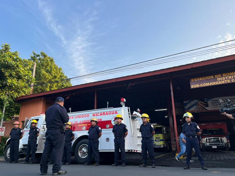 BOMBEROS
