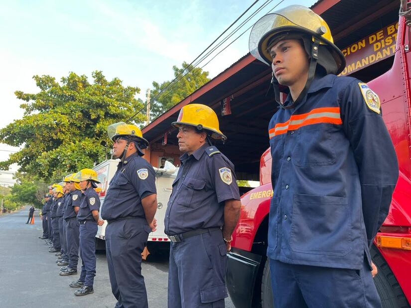 BOMBEROS