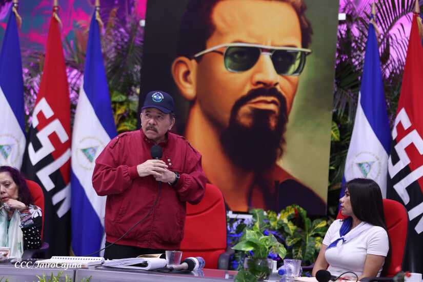 COMANDANTE