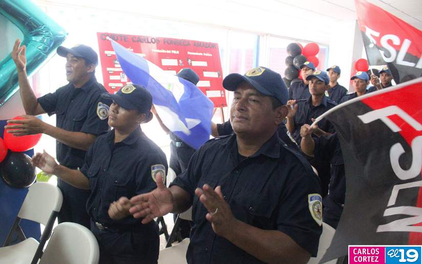 BOMBEROS