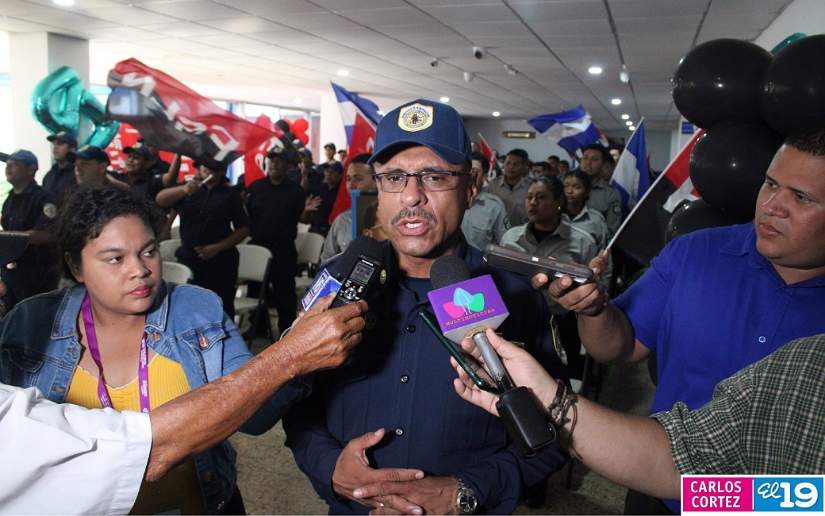 BOMBEROS
